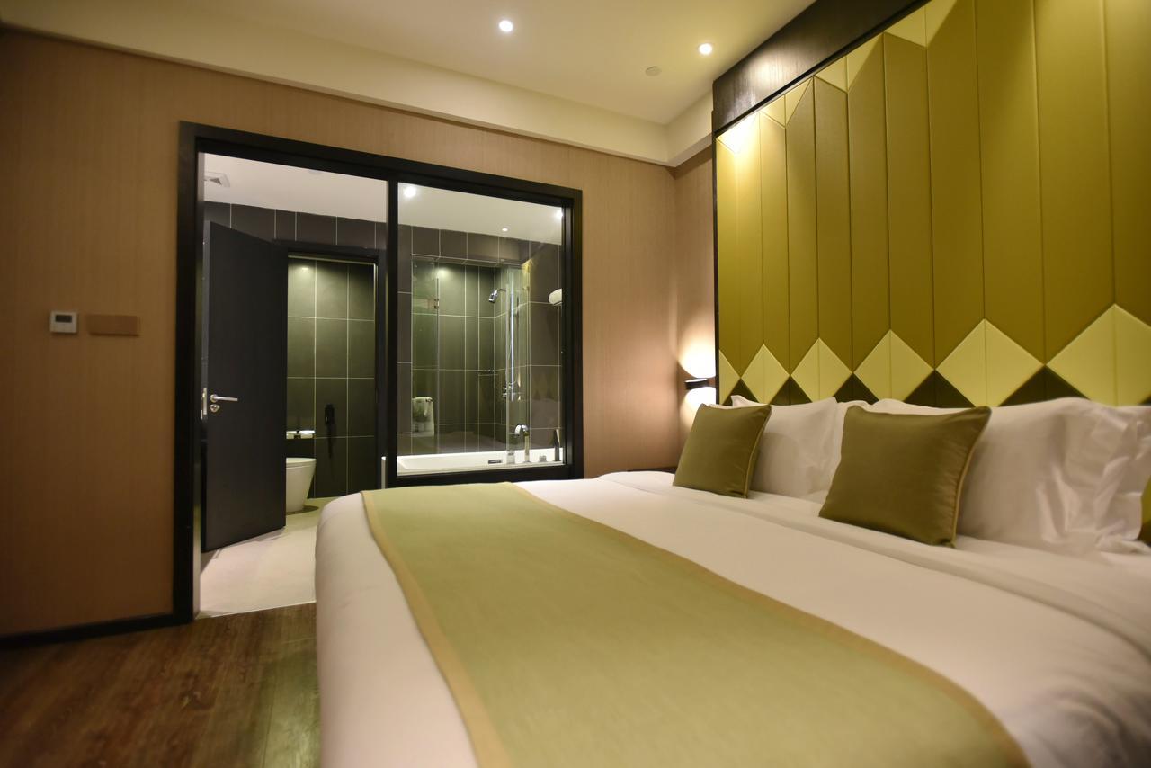 Hotel Deco 4*
