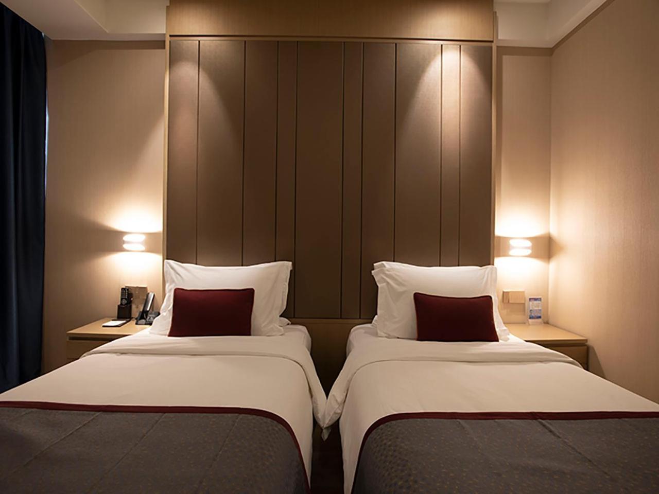 Deco Hotel